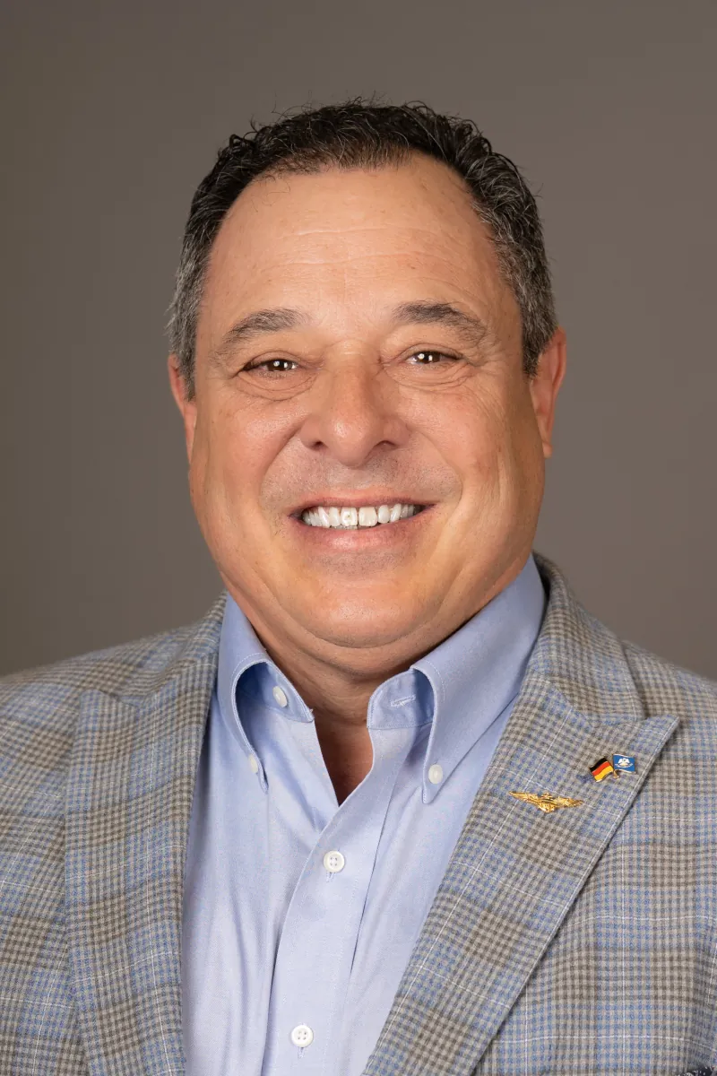 David_Moore_DH_Headshot_Cropped_800x1200
