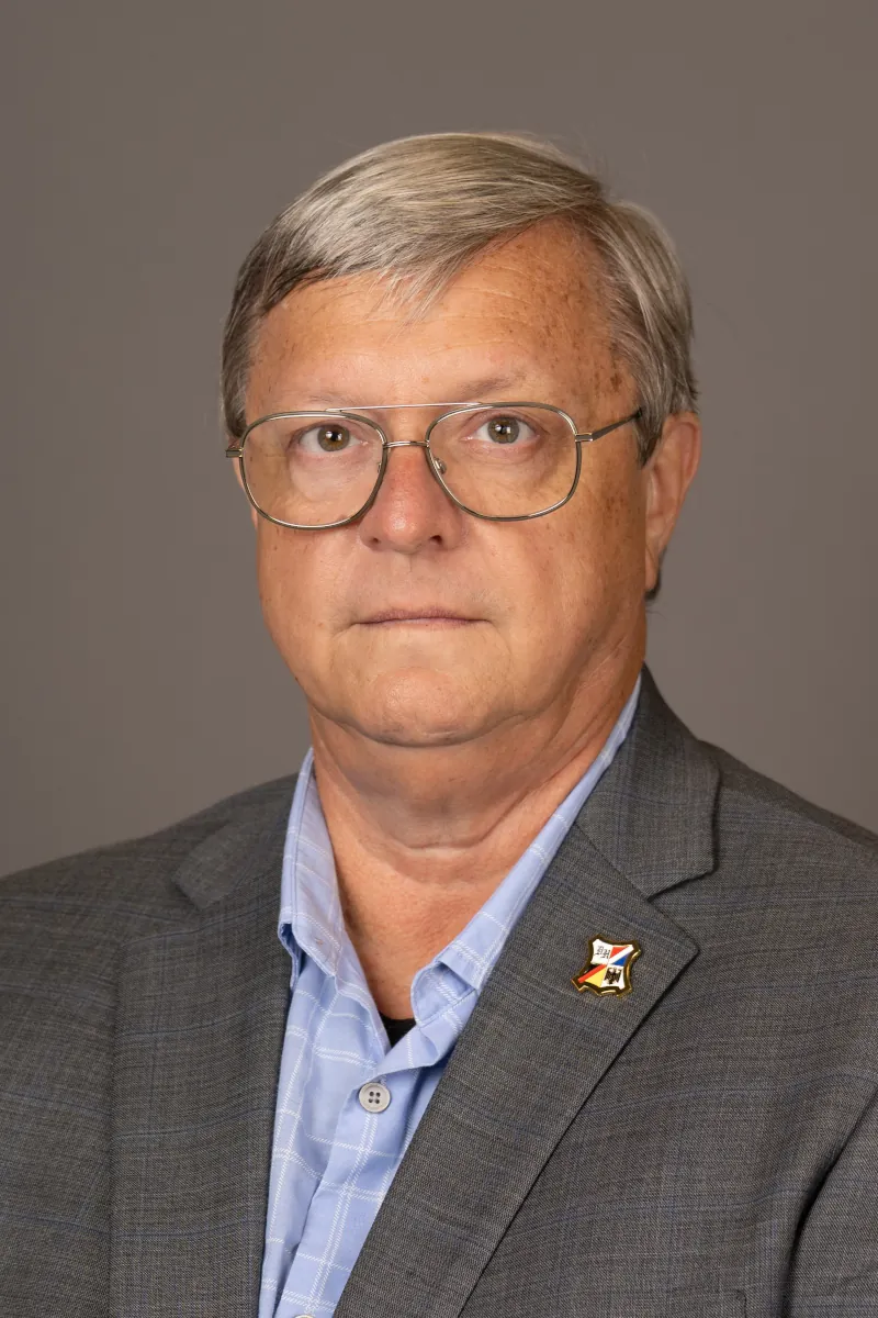 Keith_Oldendorf_DH_Cropped 800x1200