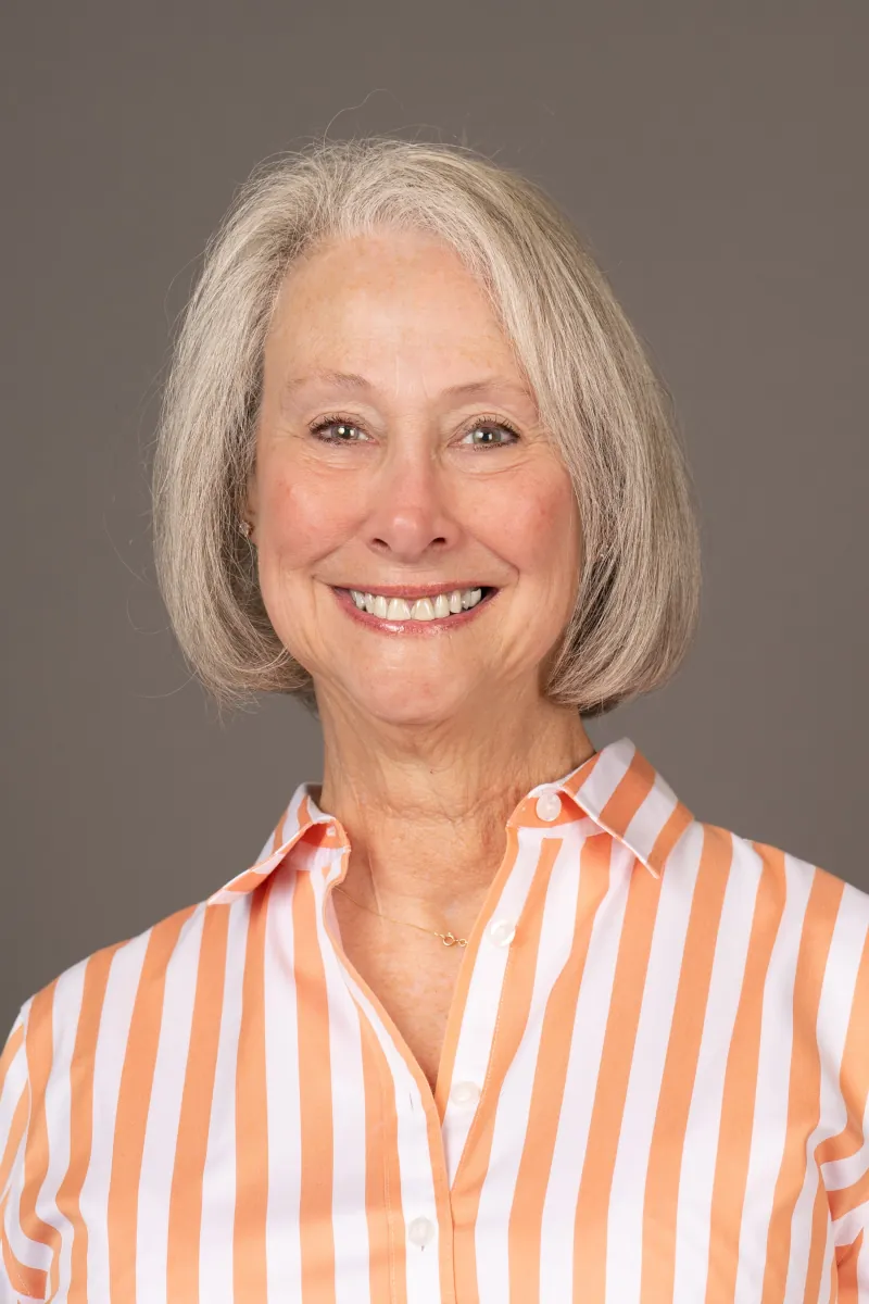 Peggy_Villemarette_DH_Headshot_Cropped_800x1200
